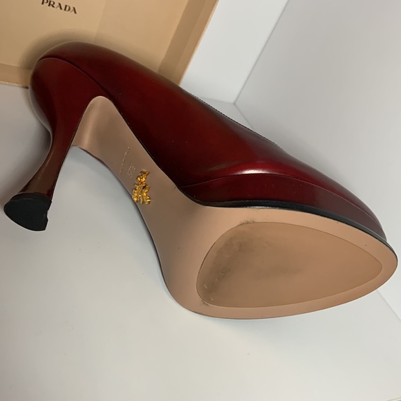 SOLD PRADA SPAZZOLATO FUME IN SCARLATTO - Picture 13 of 16